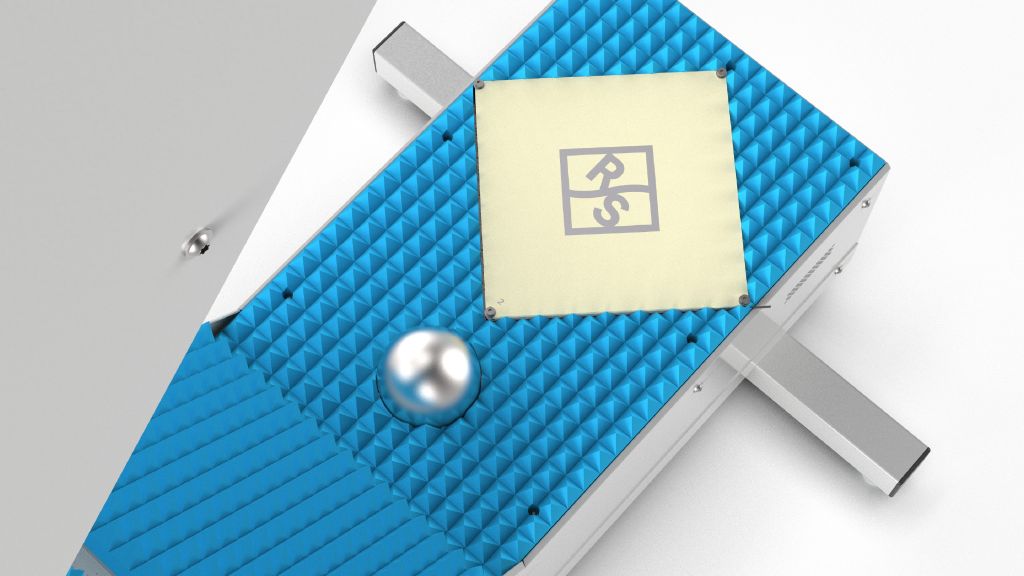 r&s®qar50 内置球面反射器，可以保持在原位并快速进行自校准。