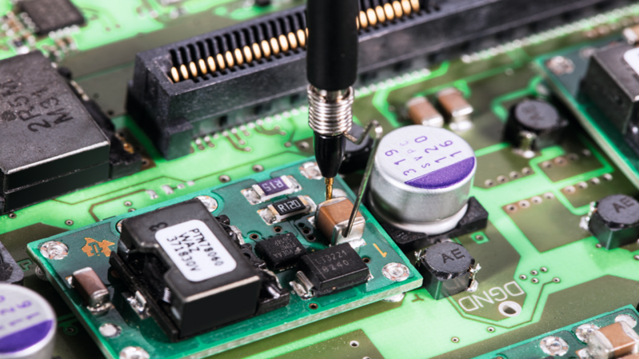 使用随附的 350 mhz 点测式探头和多种探头附件。