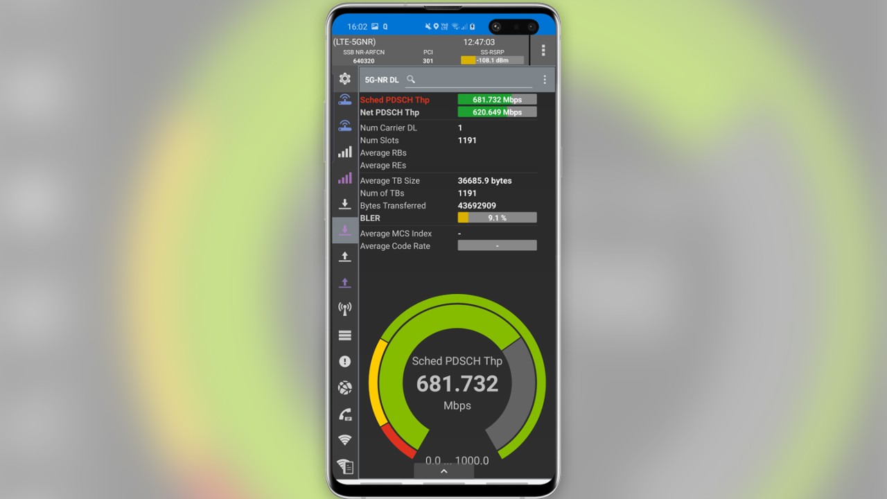 figure 8: phone monitor showing 5g parameters