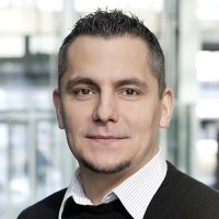 andreas-roessler-portrait_46038_02.jpg